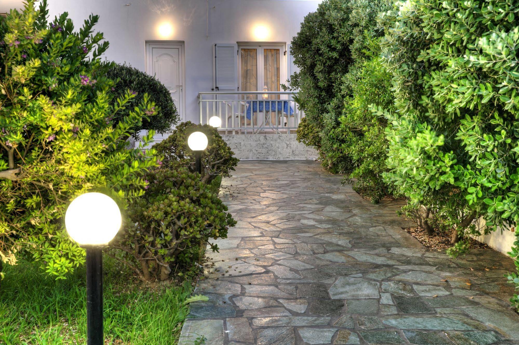 John'S Rooms & Studios Parikia  Exterior photo